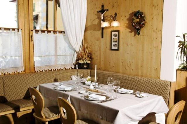 Locanda Alpina Brez Εξωτερικό φωτογραφία